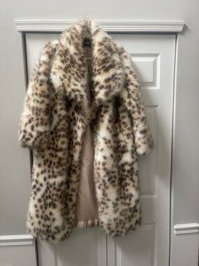 Faux Fur Leopard Print Coat - Cream & Brown
